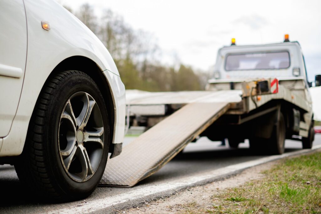 What Are the Benefits of Adding Roadside Assistance to Your Auto Insurance Policy?